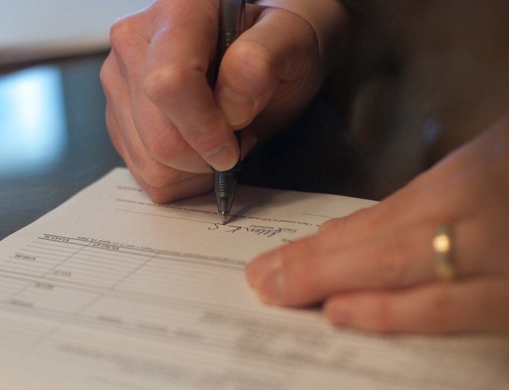 Firma de un documento de escritura